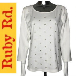 Ruby Rd.  White Top Gold Accents Knit Top Size Small